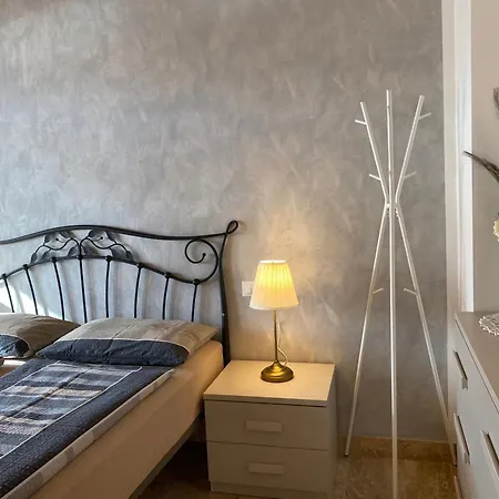 Carlotta Apartmán Crone