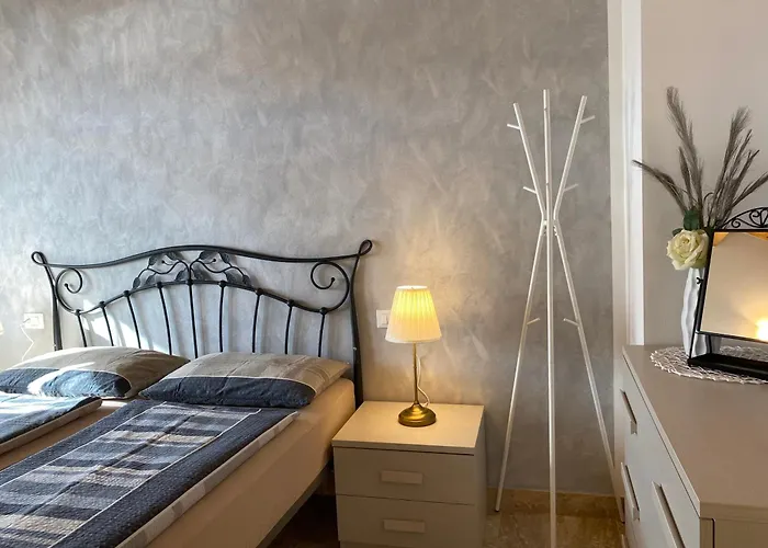 Carlotta Apartmán Crone